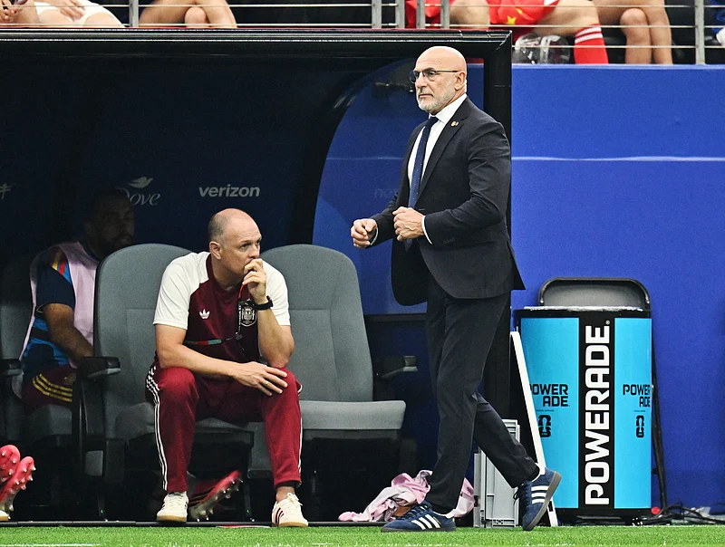 Football - FIFA World Cup 2026 - Semi Final - France v Spain - Dallas Stadium, Arlington, Texas, U.S. - July 14, 2026
Spain coach Luis De La Fuente 