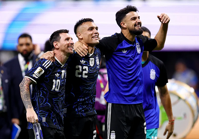 Soccer Football - FIFA World Cup 2026 - Semi Final - England v Argentina - Atlanta Stadium, Atlanta, Georgia, U.S. - July 15, 2026
Argentina's Lionel Messi and teammates celebrate after the match as Argentina qualify for the final of the World Cup REUTERS/Agustin Marcarian