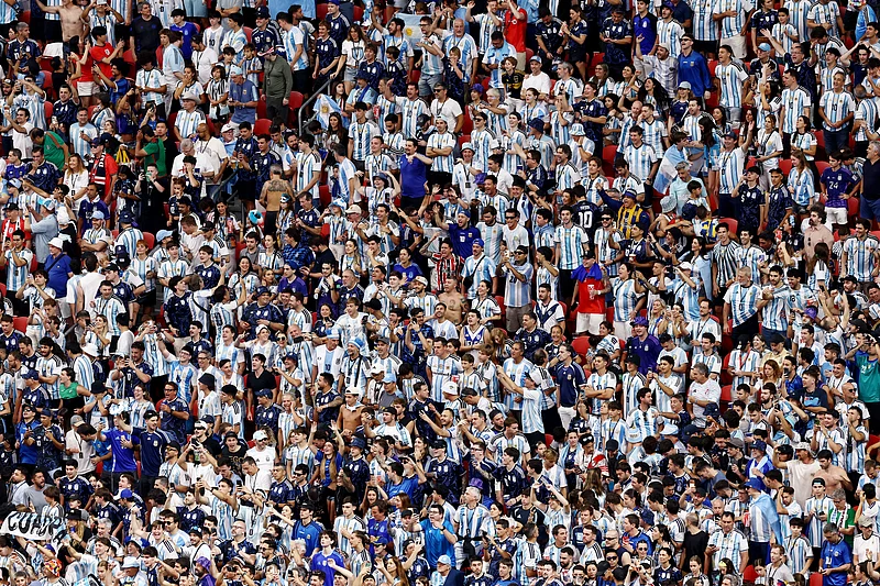 Soccer Football - FIFA World Cup 2026 - Semi Final - England v Argentina - Atlanta Stadium, Atlanta, Georgia, U.S. - July 15, 2026
England fans inside the stadium before the match REUTERS/Lee Smith