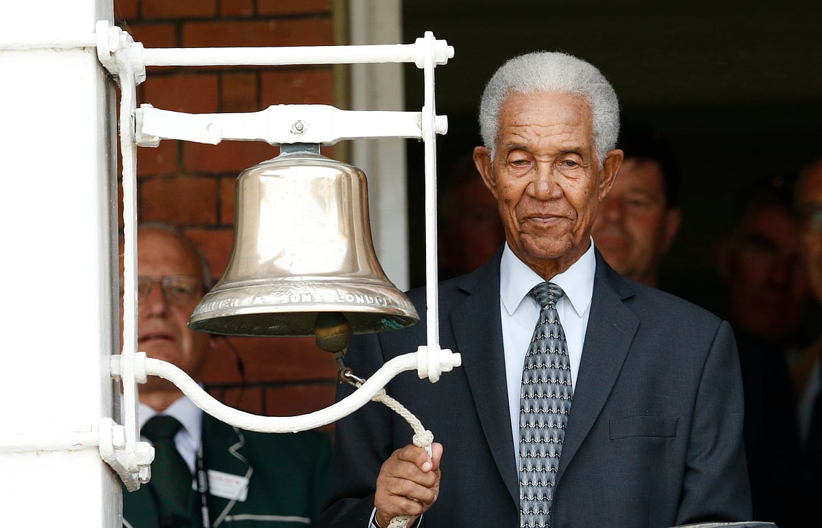 Image accompanying Reuters/Prothom Alo coverage of Sir Garfield Sobers' death at 89.