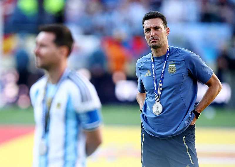 Soccer Football - FIFA World Cup 2026 - Final - Spain v Argentina - New York/New Jersey Stadium, East Rutherford, New Jersey, U.S. - July 19, 2026
Argentina coach Lionel Scaloni looks dejected after losing the World Cup final REUTERS/Agustin Marcarian