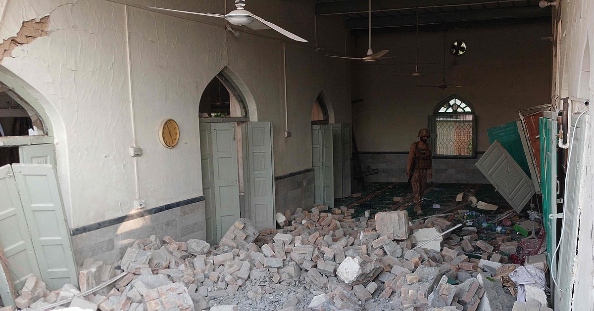 Suicide attack kills 16 near mosque in northwest Pakistan police compound - Prothom Alo English