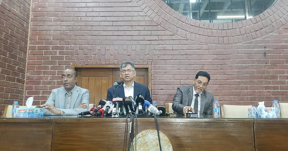 Constitution amendment committee aims to wrap up discussions by December: Salahuddin Ahmed - Prothom Alo English