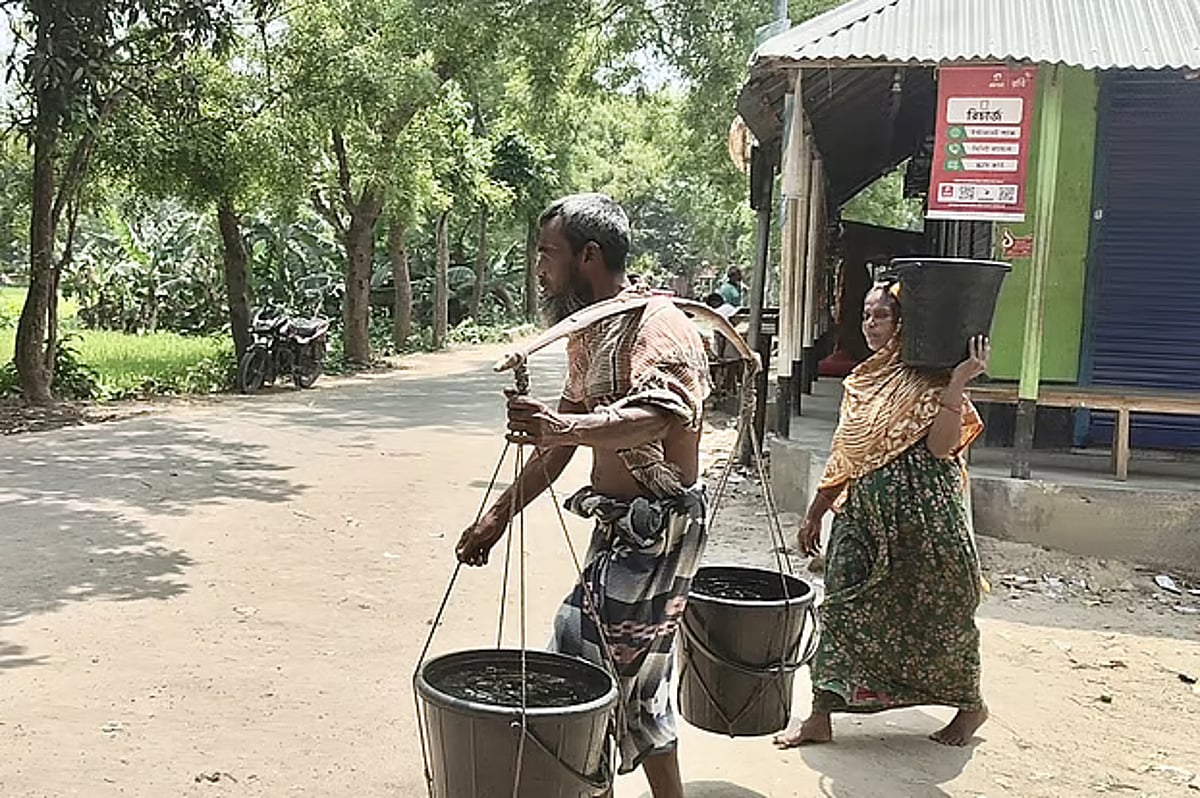 Restrictions remain largely on paper in water-stressed Barind region - Prothom Alo English
