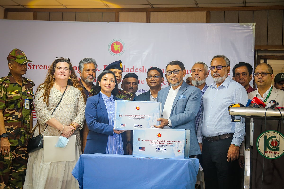 US deliver 500,000 dengue test kits to support Bangladesh’s health system - Prothom Alo English