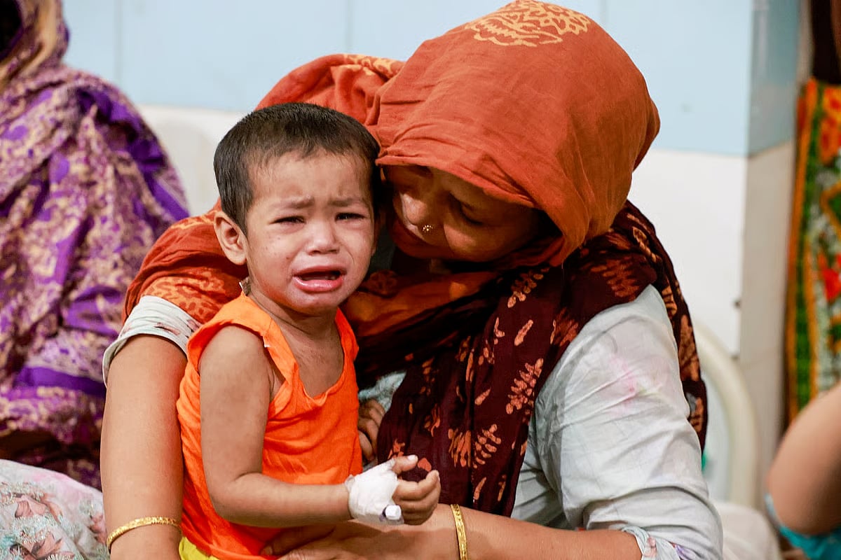 Measles symptoms claim 8 more lives, death toll reaches 1,122 - Prothom Alo English