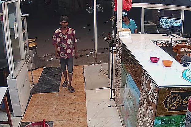 Tk 650 knife bought on whim, murdered a rickshaw puller on birthday night