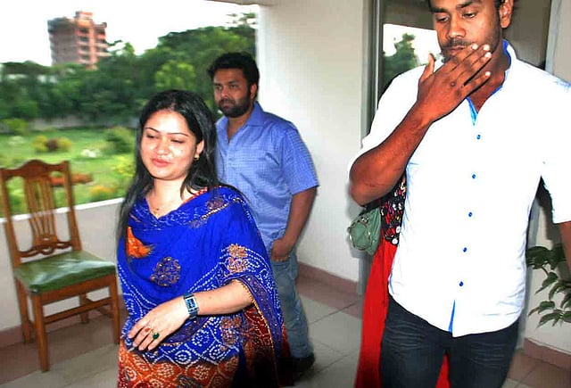 Police on Sunday detain Narayanganj city female councillor Jannatul Ferdous Nila to interrogate her over the seven -murder incident in the city. Photo: Focus Bangla