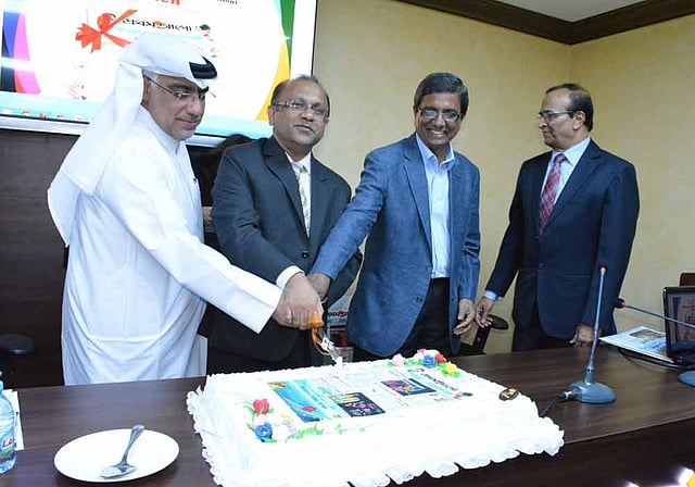 [From left] The Peninsula editor-in-chief Khalid Al Sayed, Bangladeshi ambassador in Doha Syed Masud Mahmood Khundoker, Prothom Alo editor Matiur Rahman and Dar Al-Sharq Foreign Publications manager Neegal Noronha cut a cake at the launch of Prothom Alo Weekly Gulf Edition at a ceremony in Doha on Wednesday. Photo: Prothom Alo