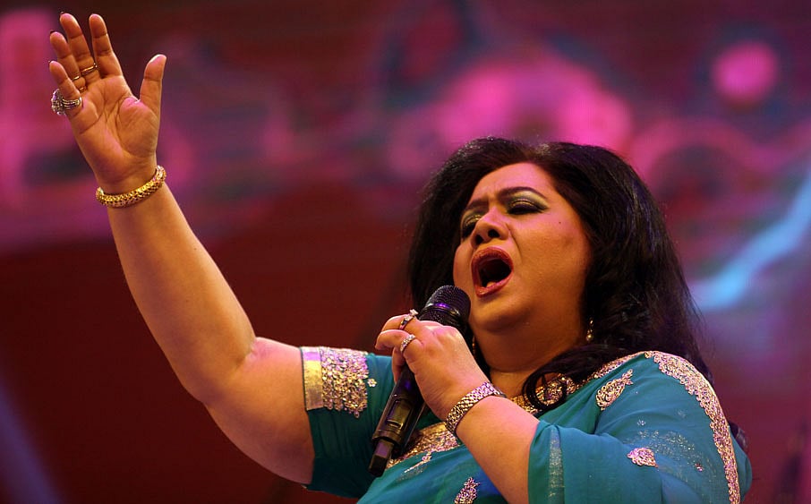 Runa Laila performs at