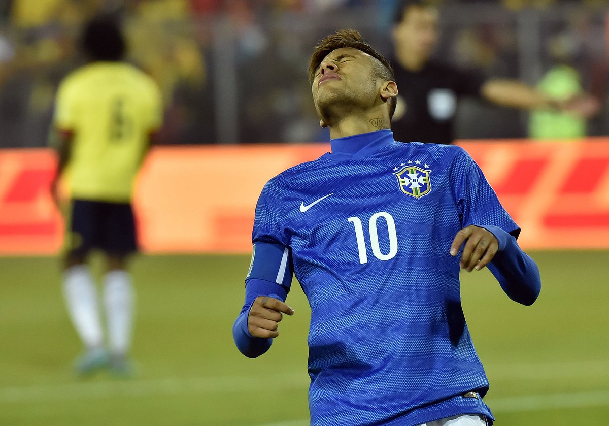 Brazil's forward Neymar gestures during the 2015 Copa America football championship match in Santiago, Chile, on June 17, 2015. AFP