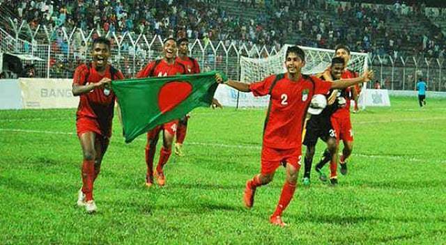 Bangladesh Under-16 players celebrate winning the final at Sylhet Stadium on Tuesday evening. Photo: Courtesy