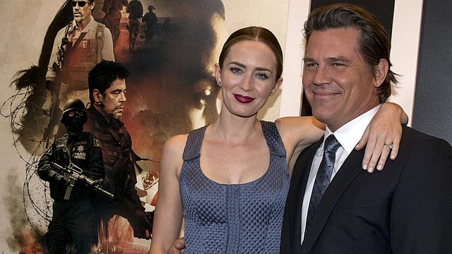 Actors Emily Blunt (L) and Josh Brolin arrive at a screening of their film `Sicario` in New York, September 14, 2015. Photo: Reuters