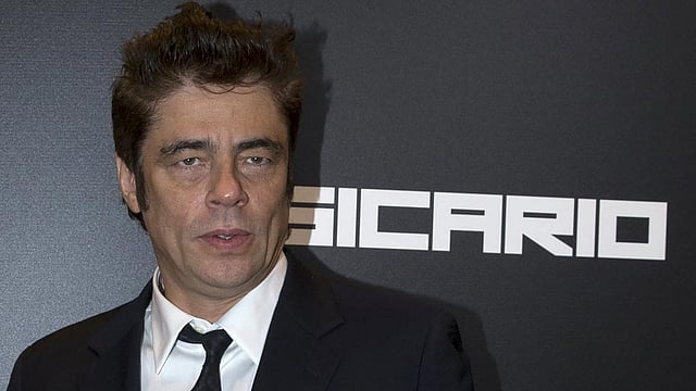 Actor Benicio del Toro arrives at a screening of his film `Sicario` in New York, September 14, 2015. Photo: Reuters