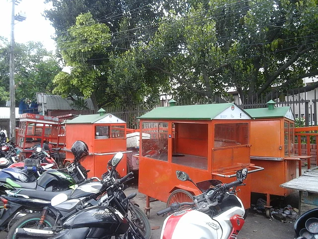 Food carts provided by UN sit idle at Shahbag