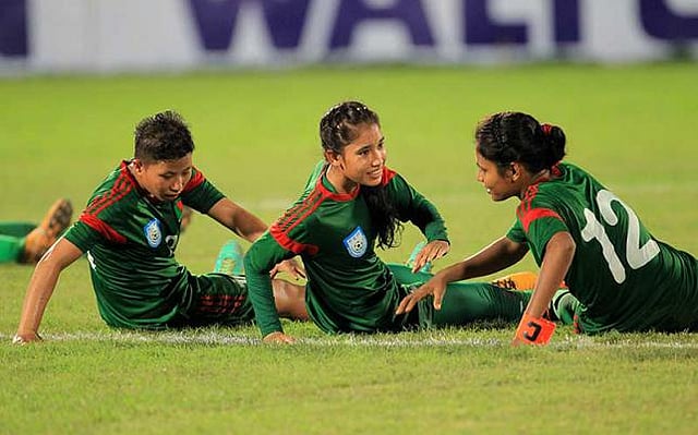 Hosts Bangladesh registered their 2nd successive victory in the Group C match of the six-nation AFC U-16 Women’s Championship-2017 Qualifiers outplaying Singapore by 5-0.
