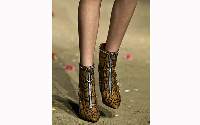 A model walks the runway during the Phillip Lim show at New York Fashion Week.Photo:AFP