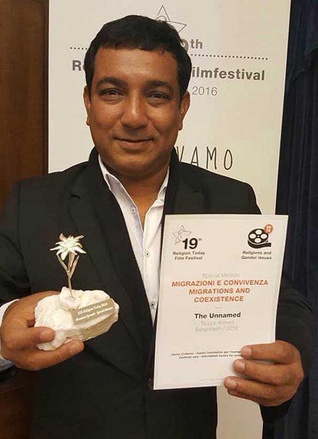 Tauquir Ahmed with the Special Mention award