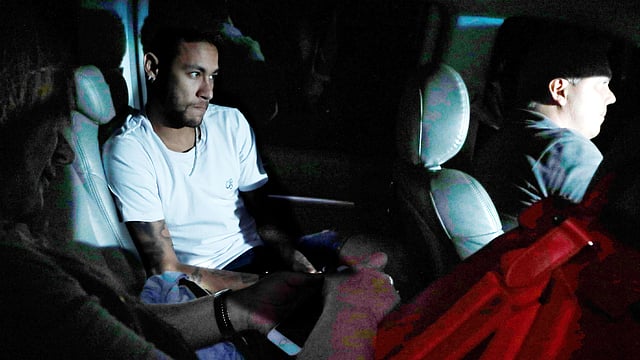Soccer star Neymar arrives at Mater Dei hospital where he will undergo surgery on a fractured metatarsal and a sprained ankle, in Belo Horizonte, Brazil on 2 March 2018. Reuters