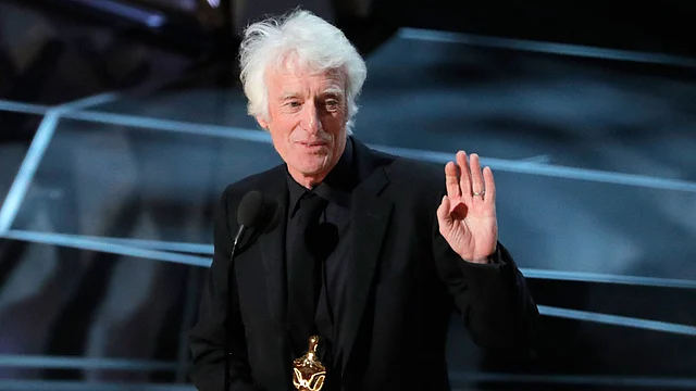 Roger Deakins wins the Best Cinematography Oscar for Blade Runner 2049. Photo: Reuters