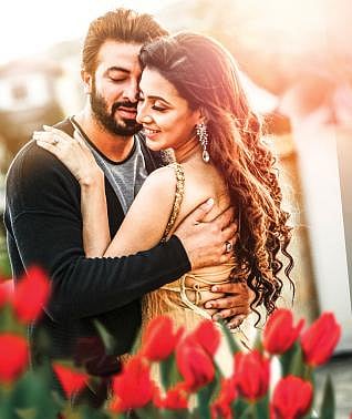 Shakib and Mim in the poster of Ami Neta Hobo (I will be a leader)