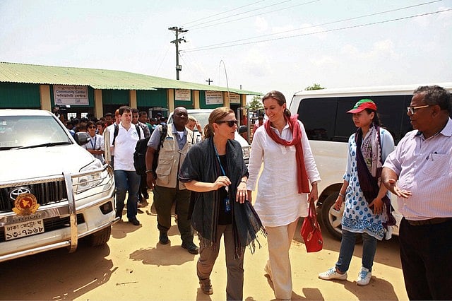 Members of UN Security Council arrive in the Kutupalong Refugee Camp in Cox`s Bazar, Bangladesh, April 29, 2018 Photo : Reuters