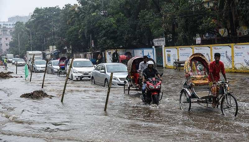 Heavy rain and thundershowers on Thursday morning cripple city dwellers’ life . UNB file photo