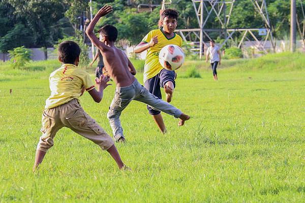 Photo : Saddam Hossain
