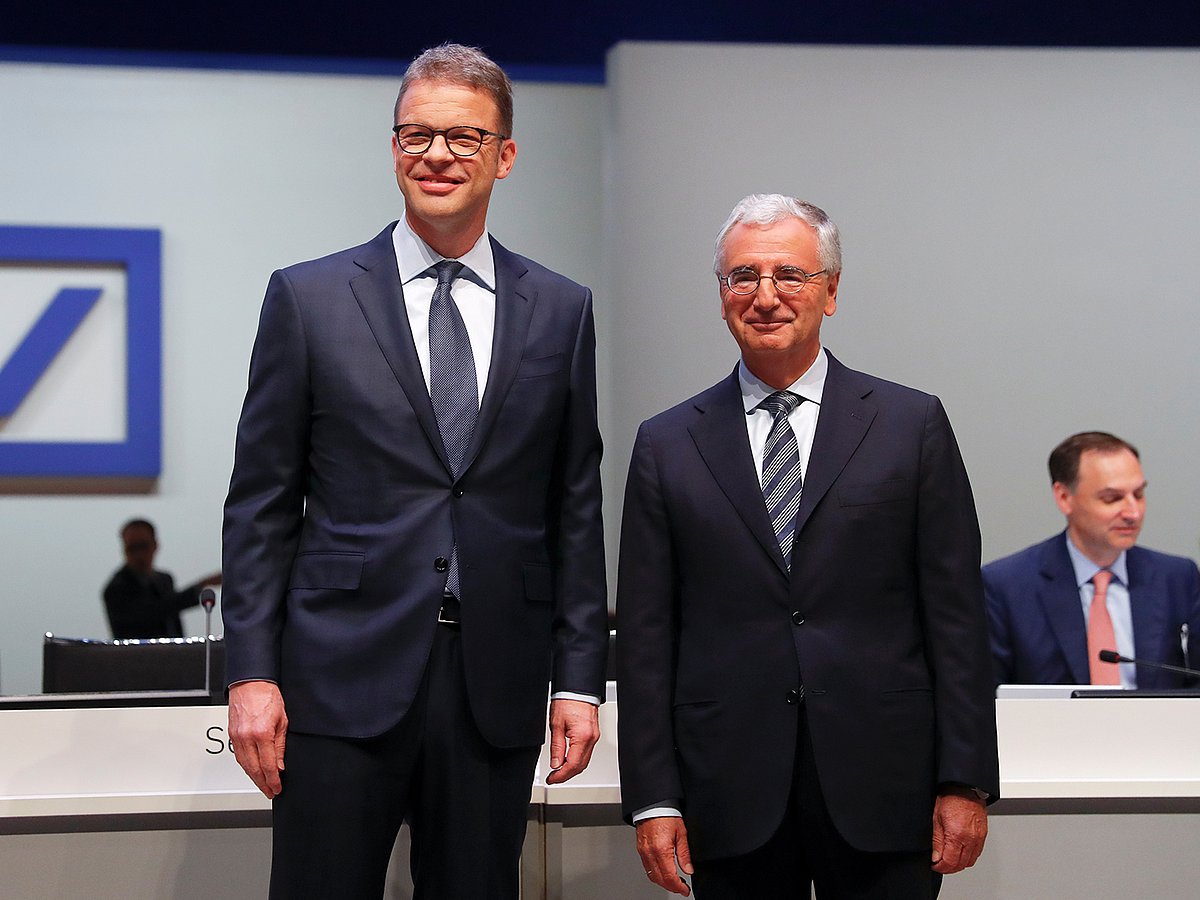 Chairman of the board Paul Achleitner (R) and CEO Christian Sewing pose for a picture during the annual shareholder meeting of Germany’s largest business bank, Deutsche Bank, in Frankfurt, Germany, on 23 May 2019. Photo: Reuters