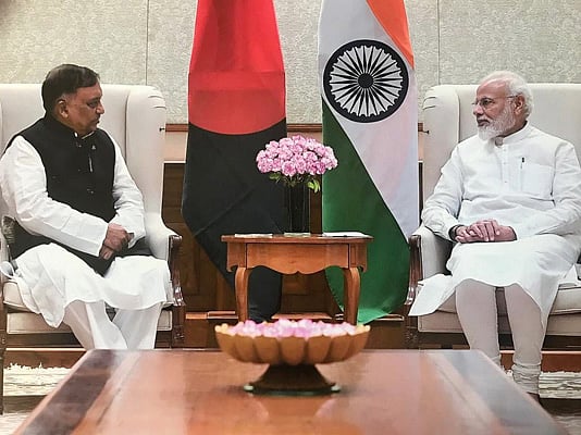 Home minister Asaduzzaman Khan Kamal called on Indian prime minister Narendra Modi in New Delhi on Thursday. Photo: BSS