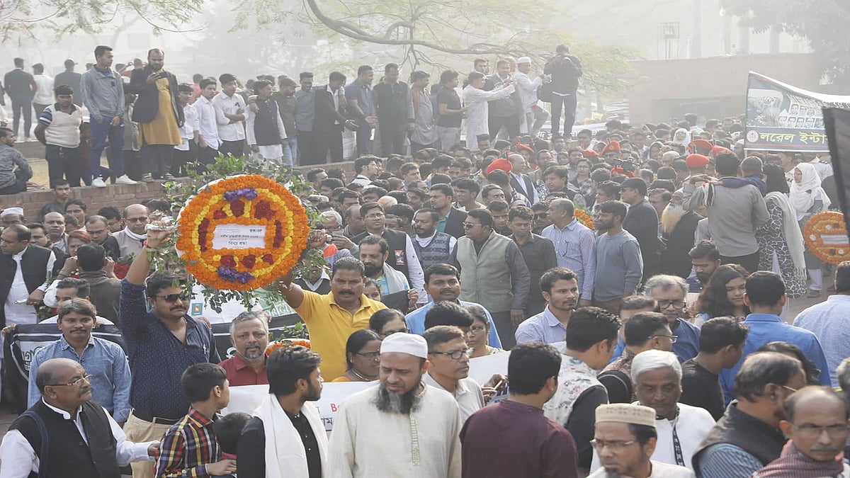 People pay tribute to the martyred intellectuals at the Martyred Intellectuals Memorial in Mirpur, Dhaka on 14 December 2019 marking the mass killing of the Bangalee intellectuals during the 1971 liberation war. Photo: Tanvir Ahmed