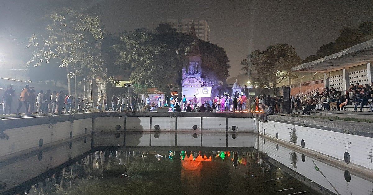 A memorial concert titled `8th Sanjeeb Utshob 2019` was held on Dhaka University (DU) campus on Wednesday. Photo: UNB