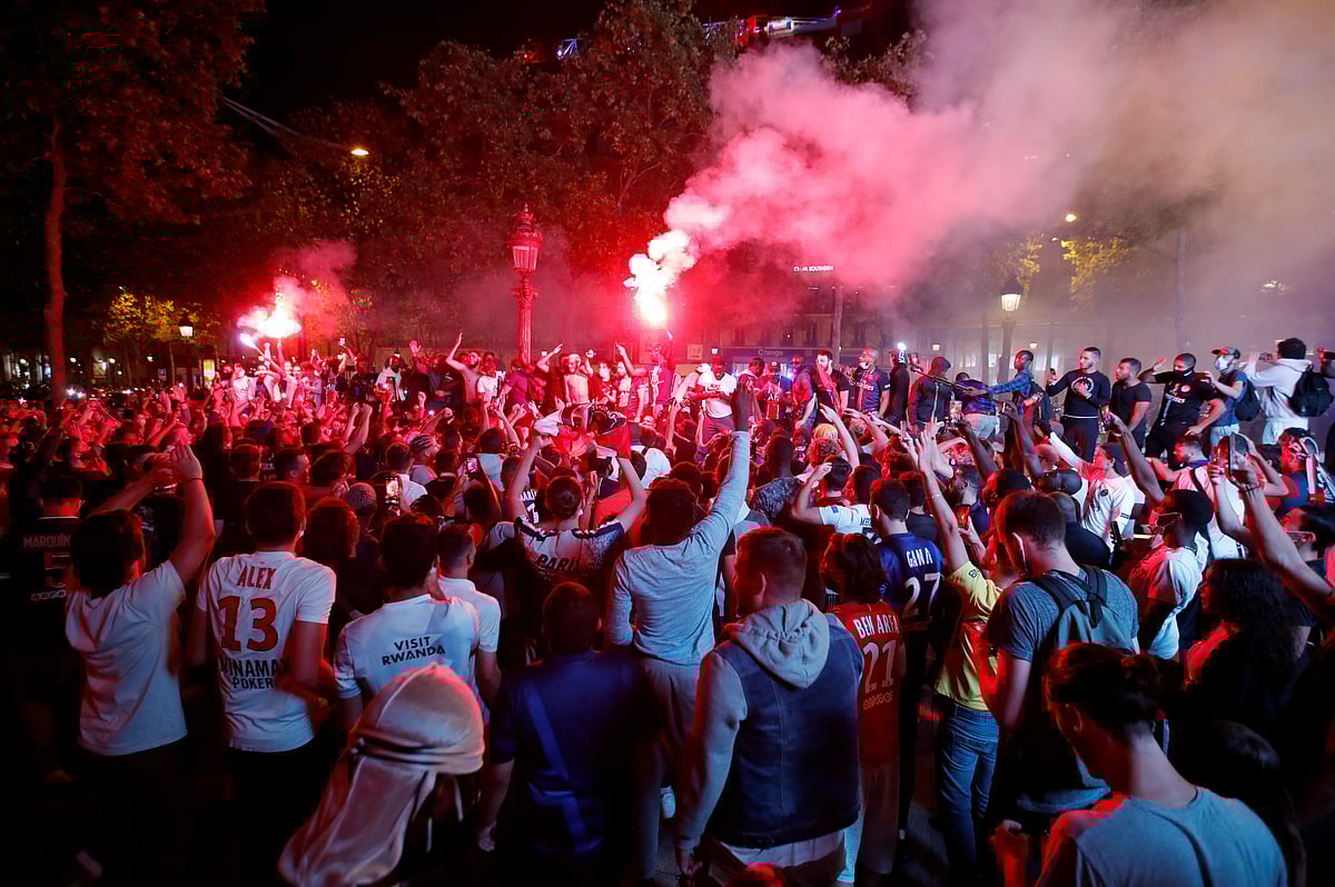 Paris St Germain fans celebrate after their Champions League Semi Final match against RB Leipzig - Paris, France  on 18 August 2020