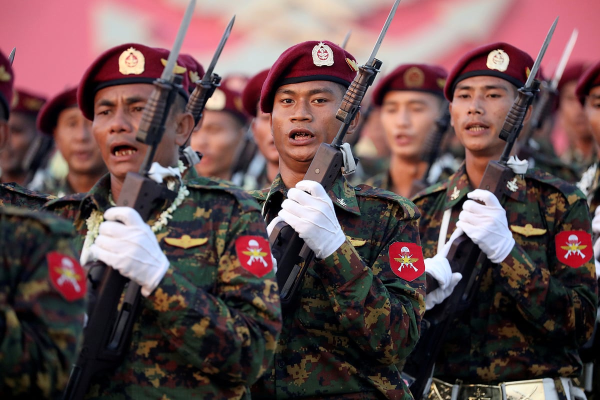 Myanmar soldiers take part in a military parade to mark the 74th Armed Forces Day in the capital Naypyitaw, on 27 March 2019.