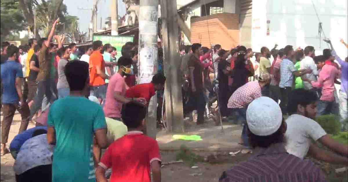 Gazipur workers block road protesting job cuts