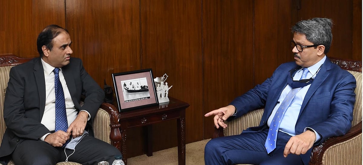 High commissioner of Pakistan to Bangladesh Imran Ahmed Siddiqui met state minister for foreign affairs Md Shahriar Alam on Thursday