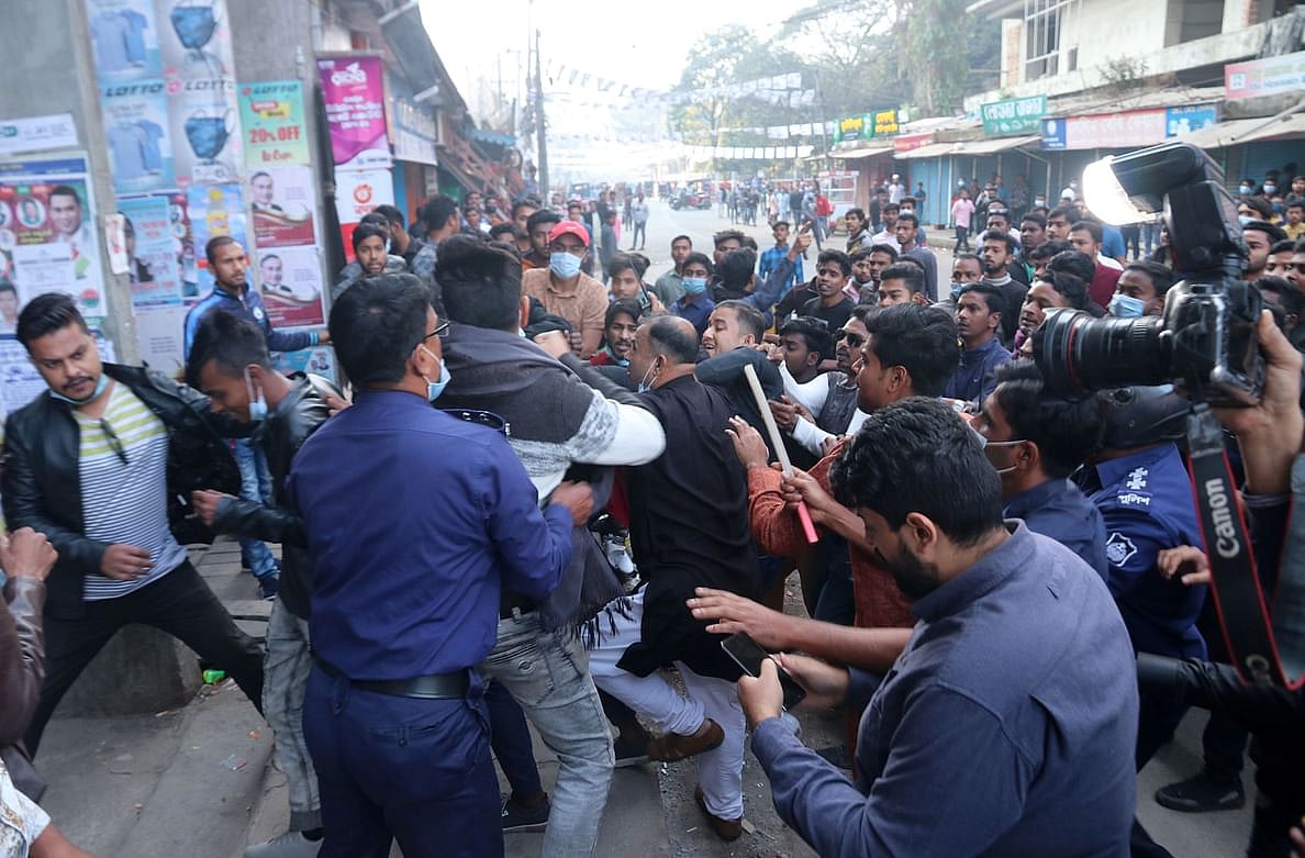 BCL men attack BNP lawmaker for Bogura-6 on Sunday morning