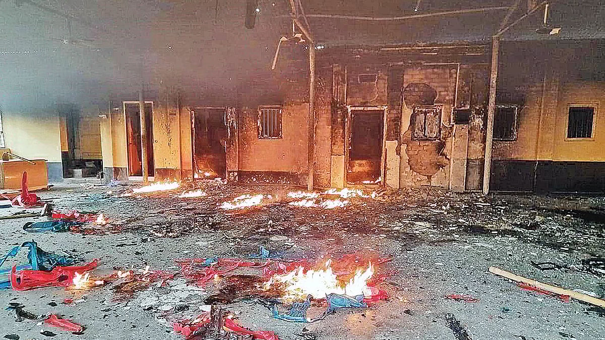 Hefazat activists allegedly set fire at Sur Samrat Alauddin Sangitangan in Brahmanbaria during the 28 March hartal.