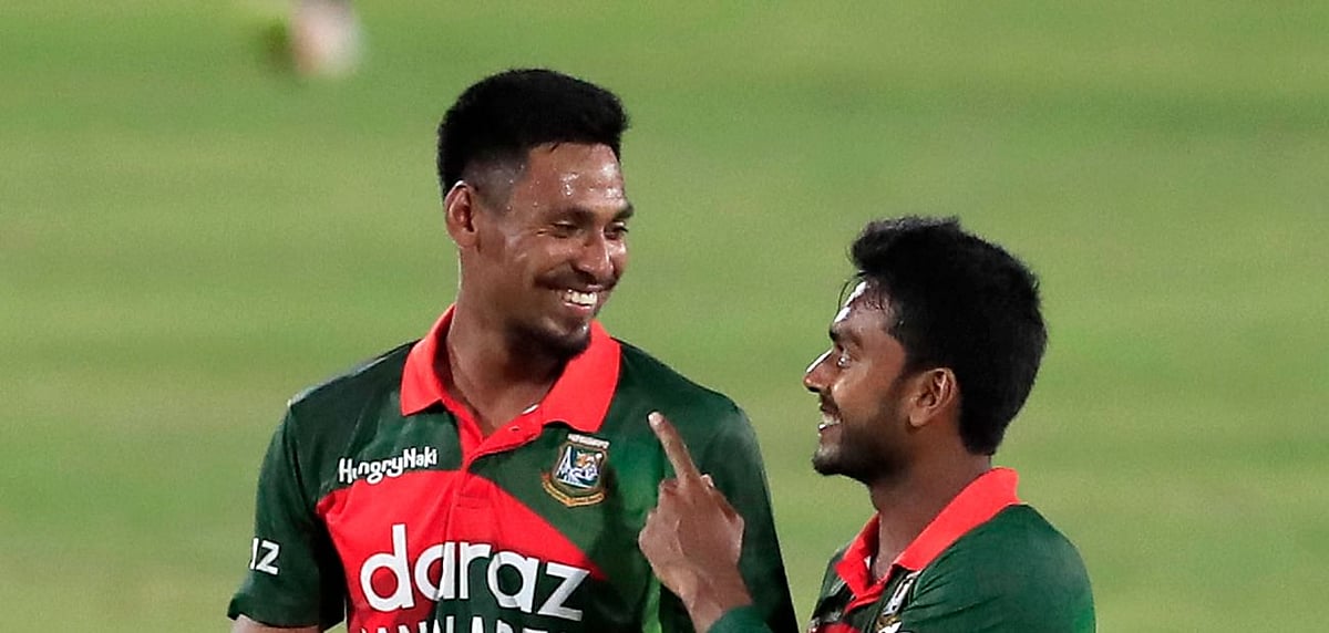 Mustafizur Rahman and Mehidy Hasan Miraz