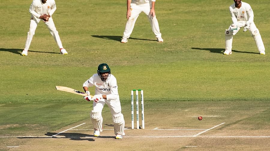 Mahmudullah 112 not out as Bangladesh take control in Zimbabwe