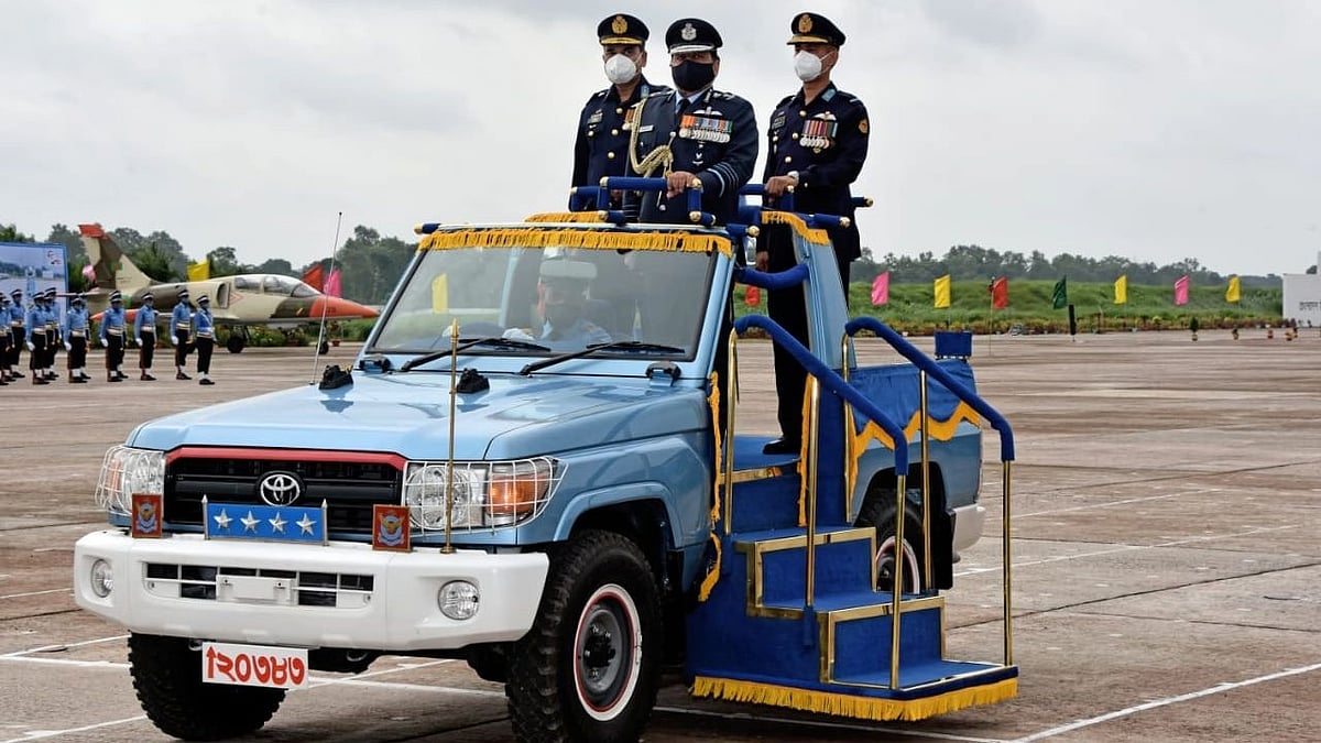 Indian air chief becomes first foreign service head to review BAF ...