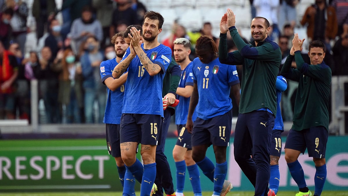 Giorgio Chiellini (R) celebrates with teammates at the end of the UEFA Nations League third place football match between Italy and Belgium, at the Juventus Stadium, in Turin, on 10 October 2021.