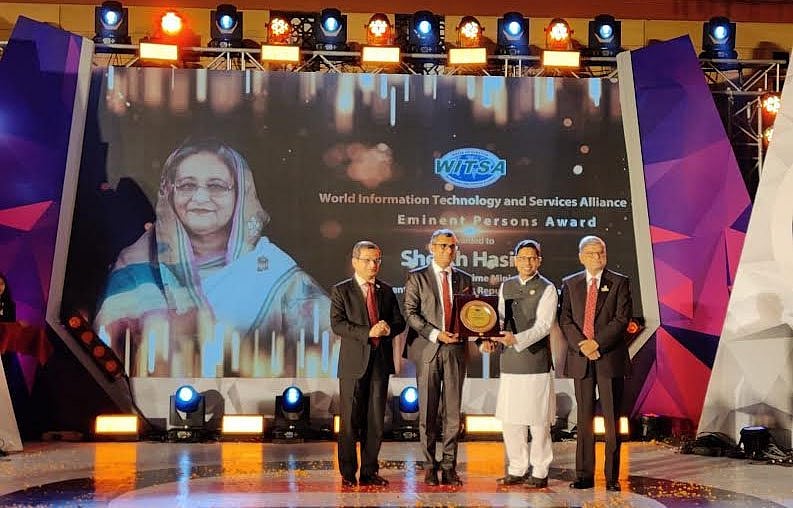 State minister for ICT Division Zunaid Ahmed received the award on behalf of the prime minister on the third day of ‘World Congress on Information and Technology-2021 in Dhaka on 13 November, 2021