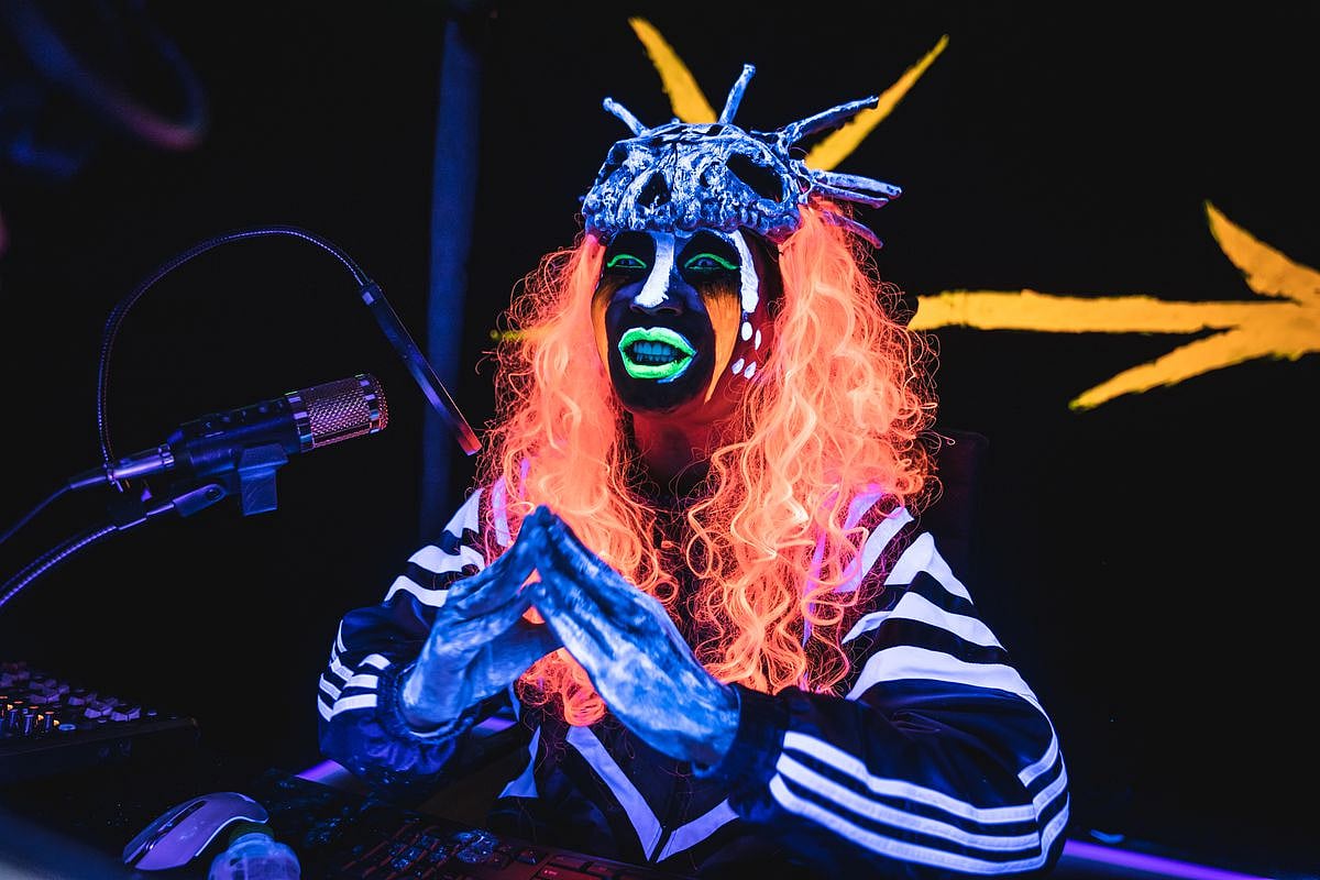 Arrowhead's main streamer