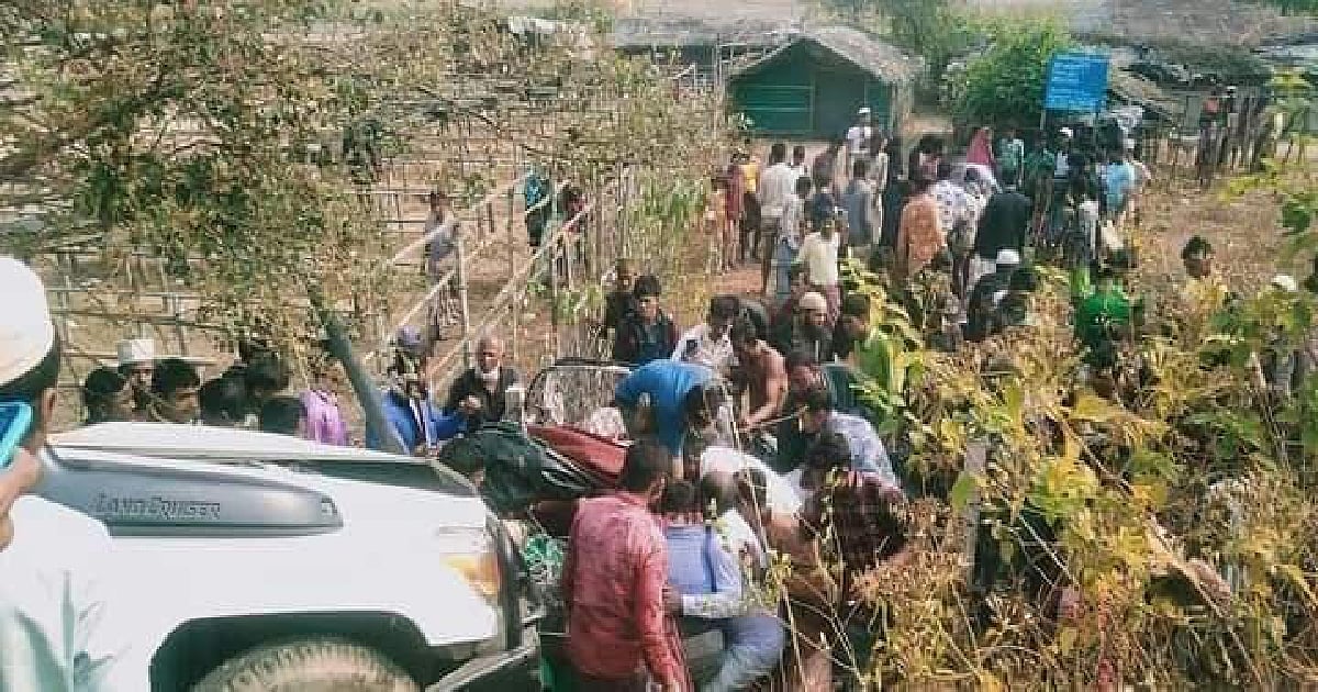 CNG-run auto-rickshaw and microbus collision kills 2 in Cox's Bazar