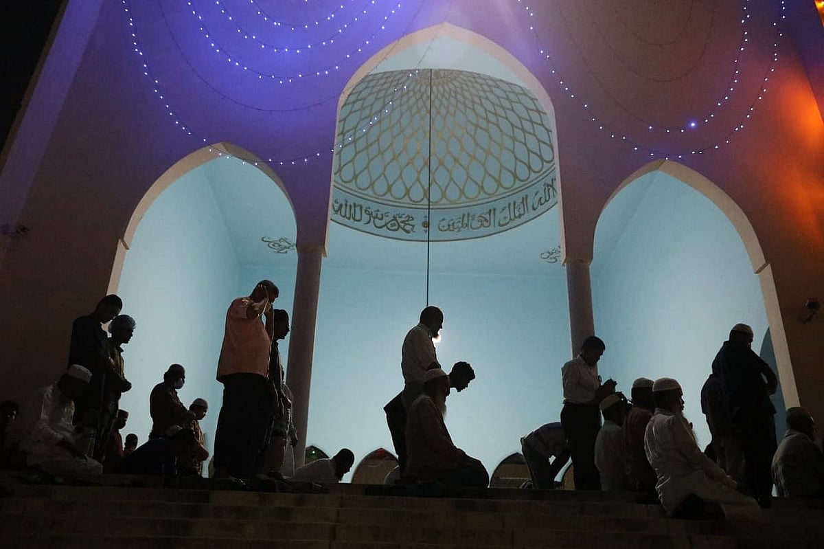 Devotees offer prayers at Baitul Mukarram National Mosque on 18 March 2022.