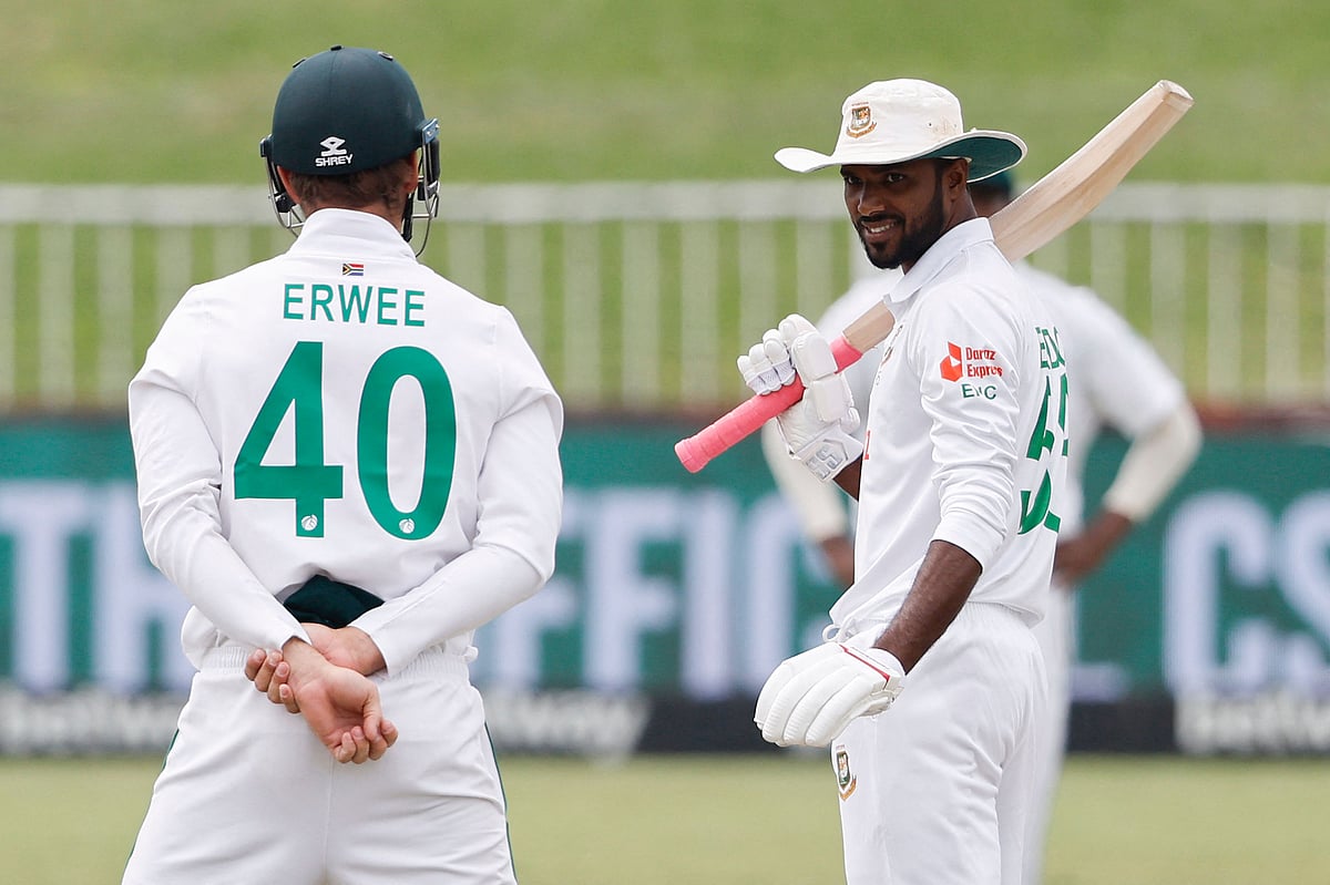 South Africa's Sarel Erwee sledging Ebadot Hossain on Day 5 of the first Test at the Kingsmead Stadium in Durban on Monday.
