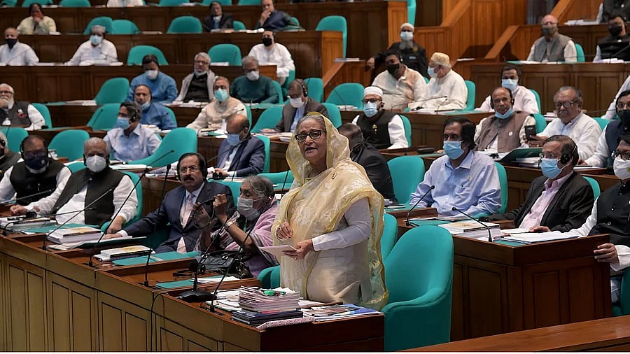 Prime minister Sheikh Hasina is delivering the valedictory speech of the 16th session in the 11th parliament on Wednesday.