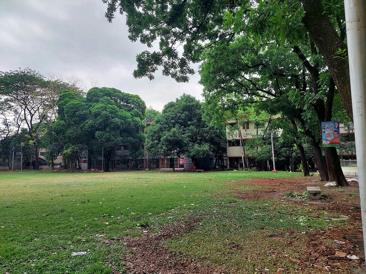 Quiet in the Dhaka College hostel area