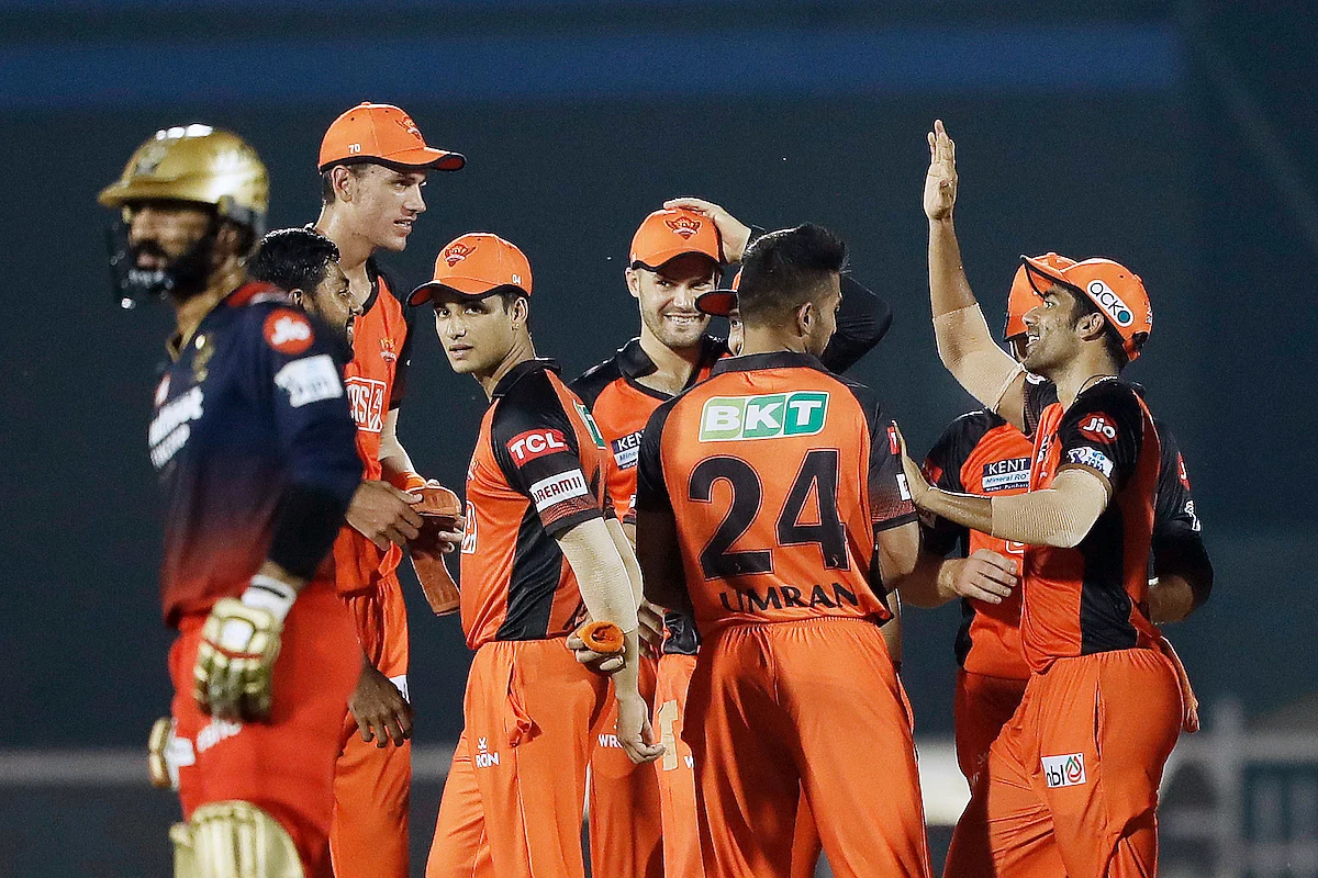 Sunrisers Hyderabad's Jagadeesha Suchith celebrates the dismissal of Royal Challengers Bangalore's Dinesh Karthik during the IPL 2022 match Sunrisers Hyderabad and Royal Challengers Bangalore, at Brabourne Stadium, in Mumbai on 23 April, 2022